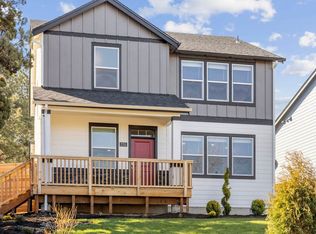 2735 NE Butler Market Rd, Bend, OR 97701