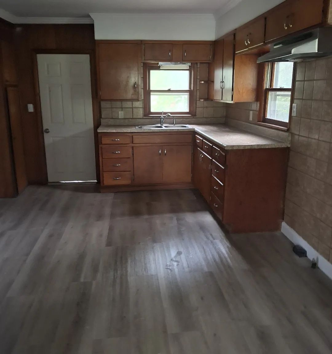 2 bed, 980 sqft, $850 — Photo 1