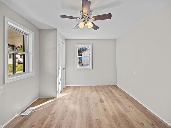 5th image of 124 Rocky Ln