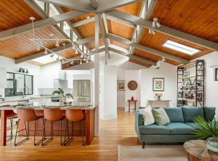 282 Kaiulani St, Hilo, HI 96720
