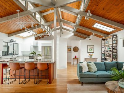 282 Kaiulani St, Hilo, HI, 96720