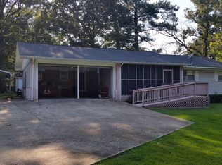 965 Cross St, Cherokee, AL 35616