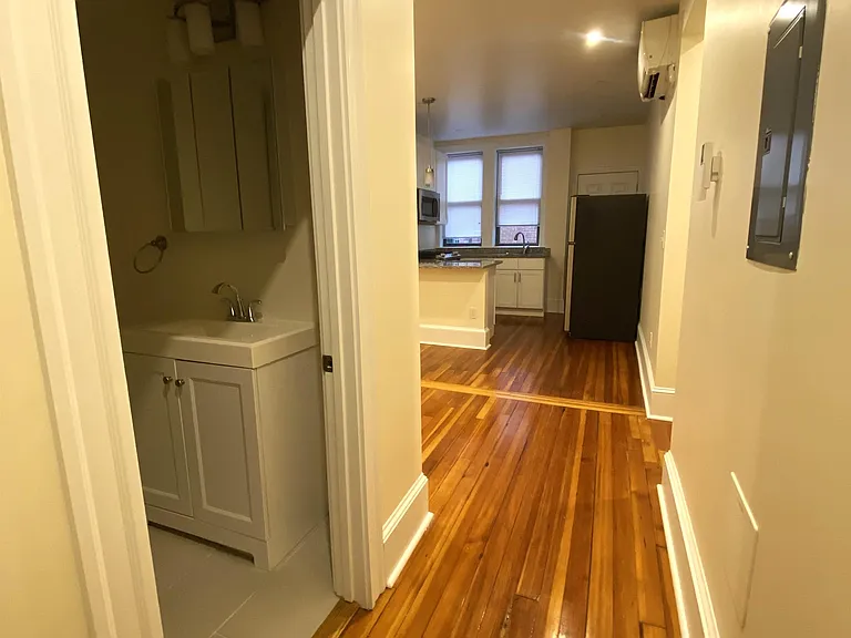 5 Brown Ter #1R — Photo 3
