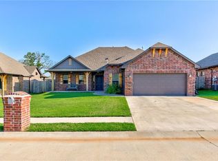 20574 Frontier Ave, Harrah, OK 73045