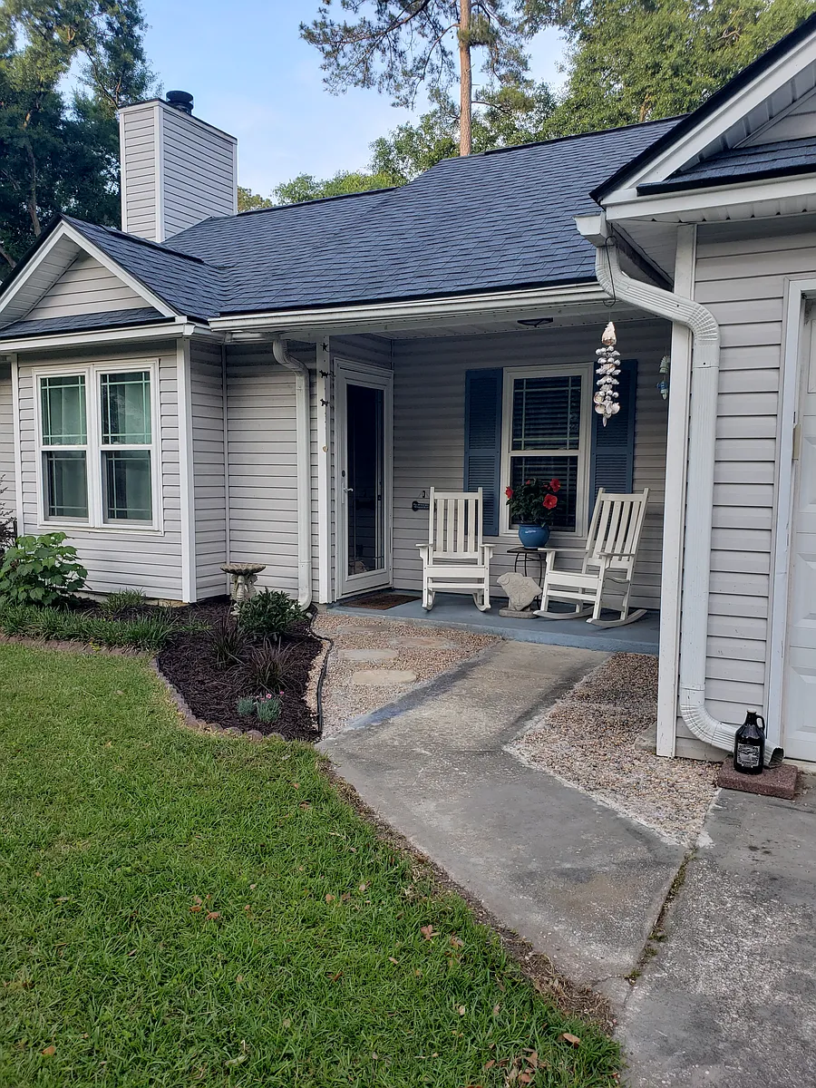 Building Photo - 109 Bayberry Run