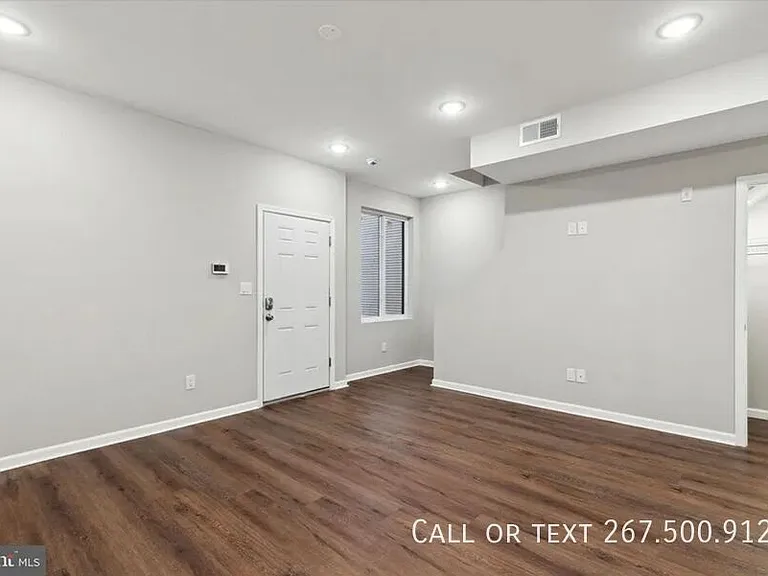 1230 N Marshall St #3R — Photo 7