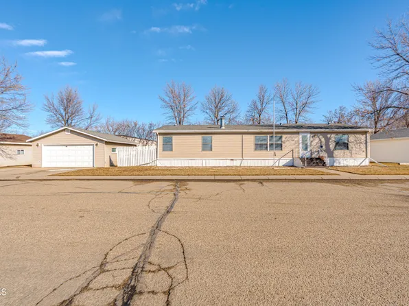 2500 Centennial Rd Lot 520, Bismarck, ND 58503