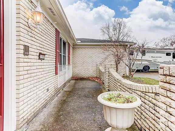 4th image of 2192 Crystal Marie Dr