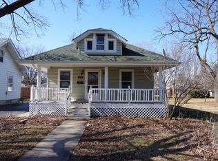 1440 Elizabeth St, Crete, IL 60417