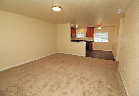 2nd image of 250-266 W H St #250-C