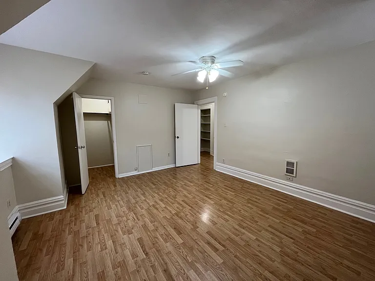 620 Summerlea St — Photo 16