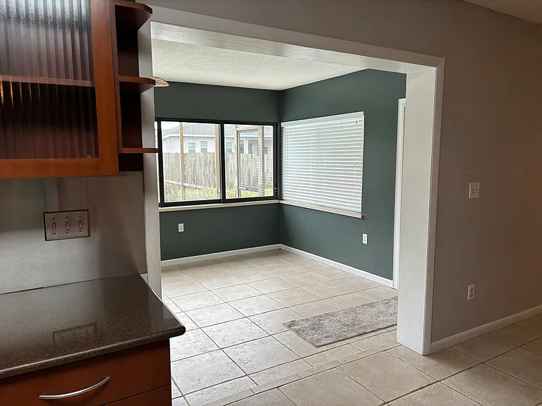 202 SW Crescent Ave — Photo 43