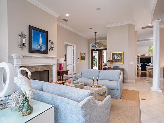 4th image of 110 Lakeview Way