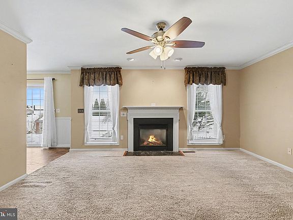 3rd image of 127 Coventry Dr