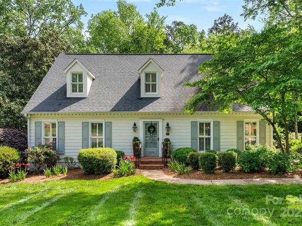 3424 Clydesdale Dr, Gastonia, NC 28056