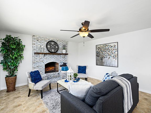 2nd image of 4909 E Tierra Buena Ln