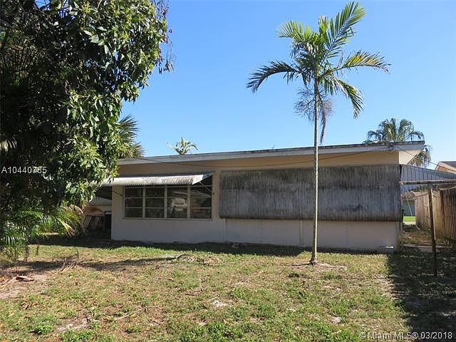 2nd image of 8841 NW 12th St