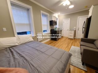 460 Commercial St #4, Boston, MA 02109