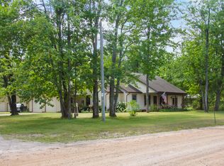 5956 Winona Ct, Gaylord, MI 49735