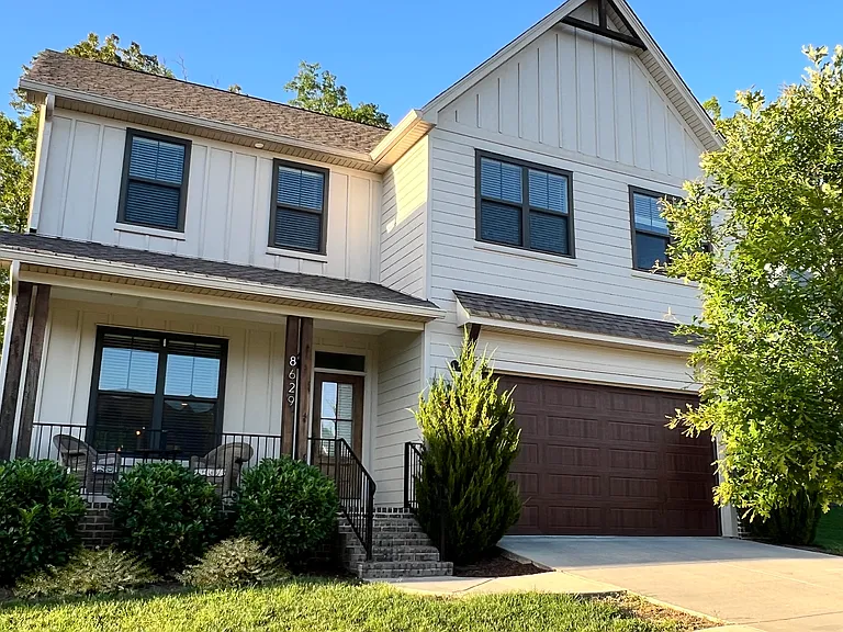 8629 Masons Gate Ln — Photo 4