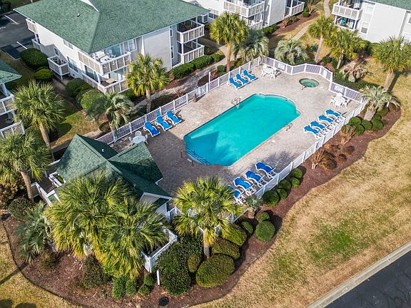 3rd image of 301 Shorehaven Dr. #8-D