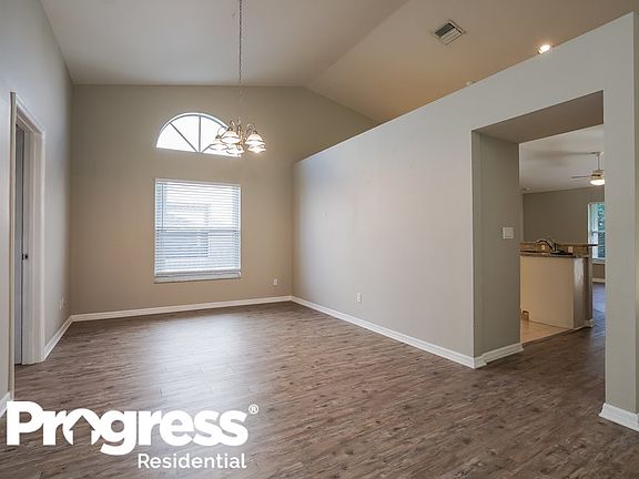 5th image of 18081 Horseshoe Bay Cir