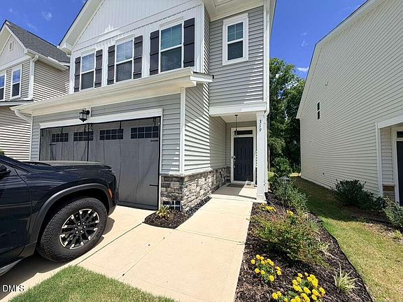 2nd image of 319 Aster Bloom Ln