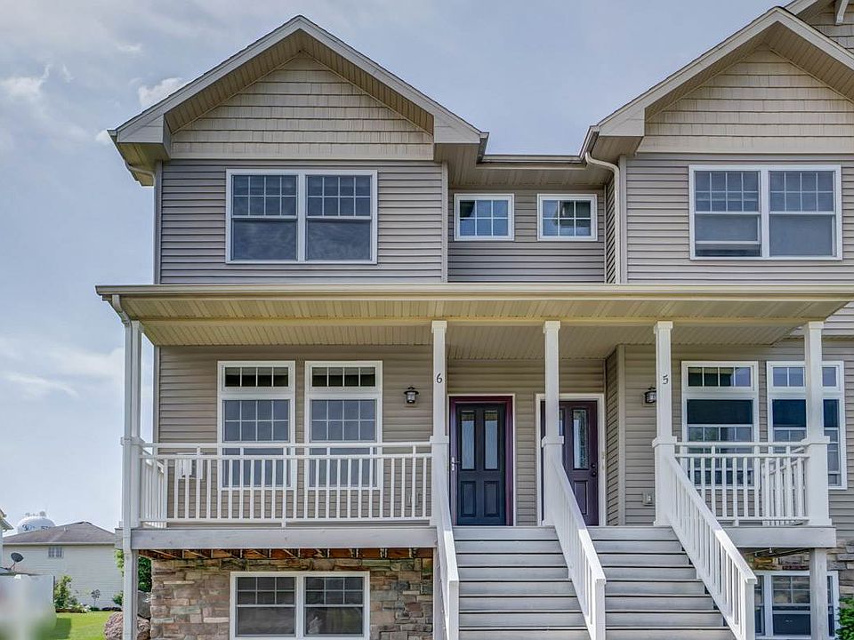1st image of 1825 Cedarbrook Ln Unit 6