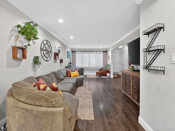 3rd image of 3530 Long Beach Road #8