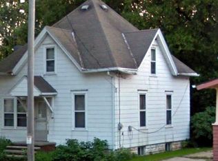 803 N Richmond St, Appleton, WI 54914