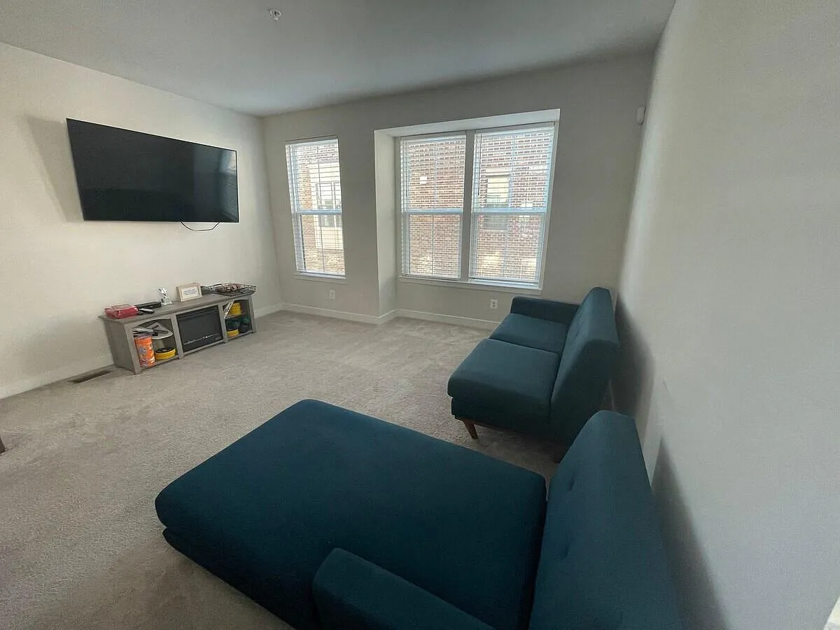 2818 Arts Vista Blvd — Photo 4