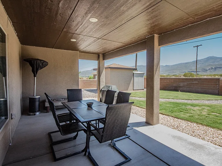 1155 Santiago St — Photo 31