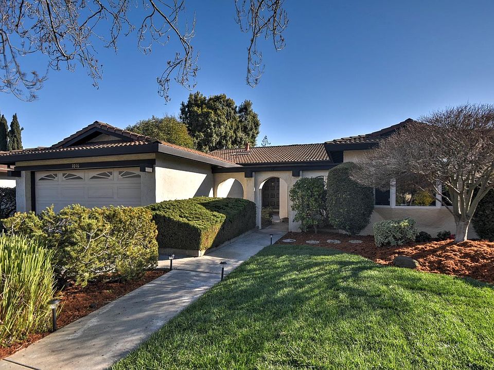 1st image of 1016 Aster Ave