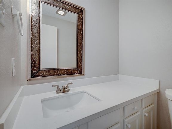4th image of 5950 Woodway Place Ct