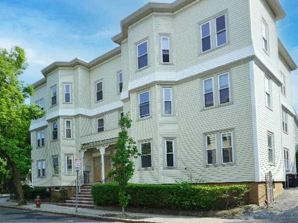2 Ivaloo St, Somerville, MA