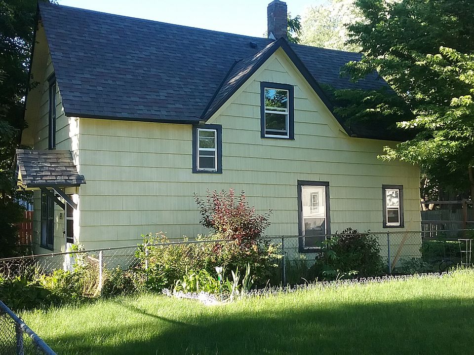 1st image of 690 Manomin Ave