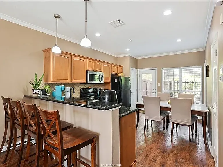 305 Holleman Dr E #1406 — Photo 13