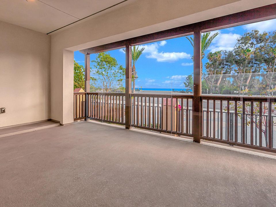 Spacious private Ocean View patio