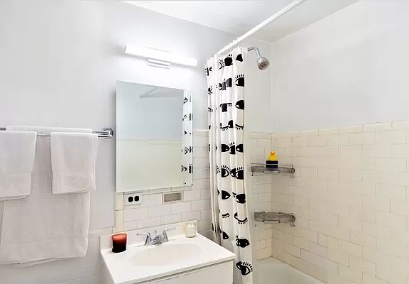 5th image of 25 Tudor City Pl APT 1903
