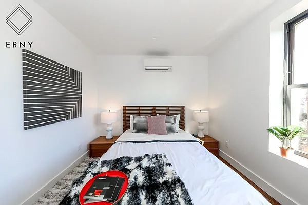 Rented by Pinn Realty | media 43