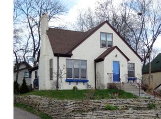1541 Laurel Ave, Saint Paul, MN 55104