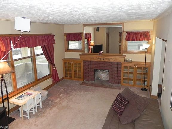 4th image of 1535 Elbur Ave