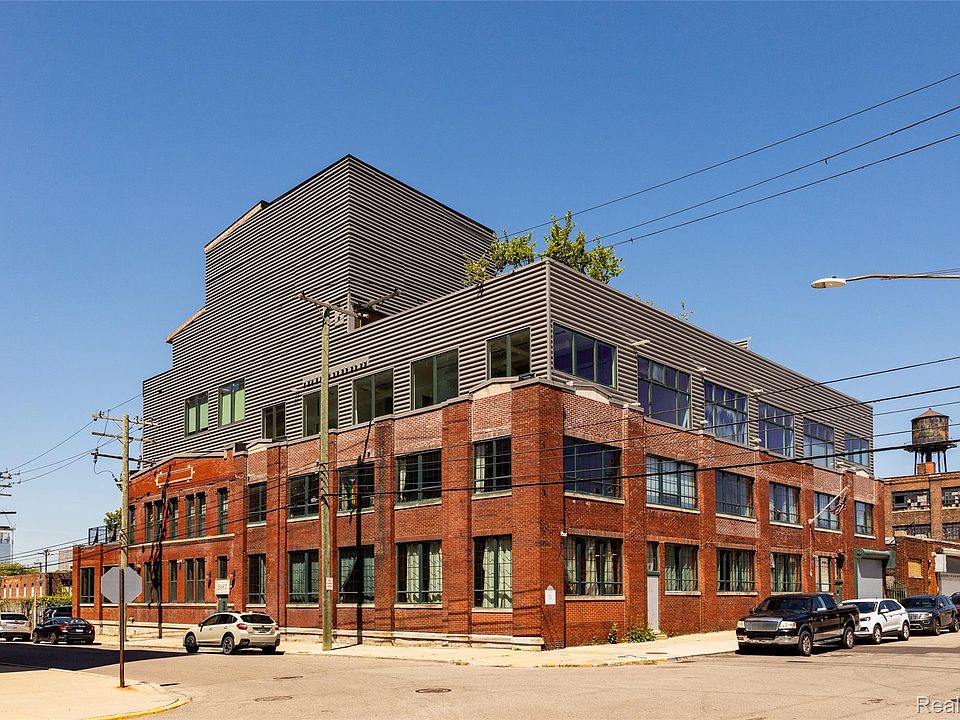 1st image of 2987 Franklin St #2D