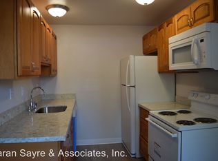 1717 S 305th Pl APT C, Federal Way, WA 98003