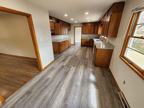 3rd image of 6345 SW 11th St