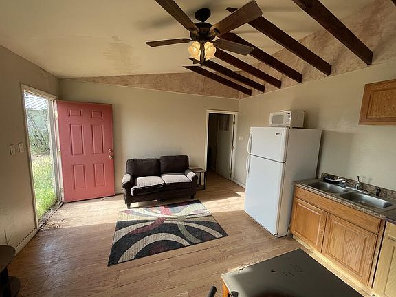 3rd image of 309 Ash St