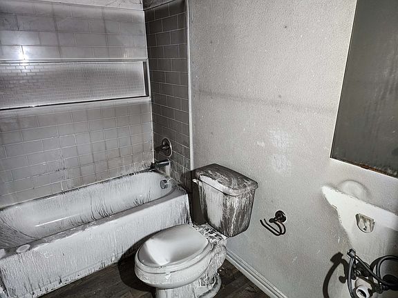 4th image of 3610 Kenilworth St