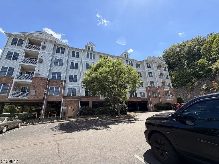 8105 Sanctuary Blvd #105 — Photo 24