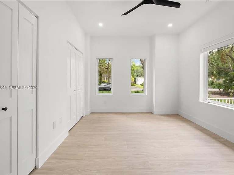 1213 Andora Ave — Photo 17