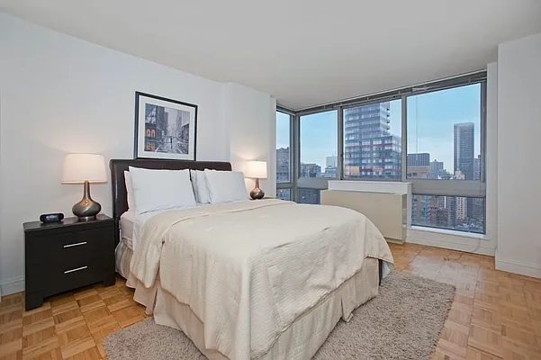 Rented by AIB Management Corp | media 16